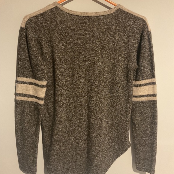 VIRGINIA TECH HOKIES LONG SLEEVE TOP SMALL NEW - Picture 2 of 2